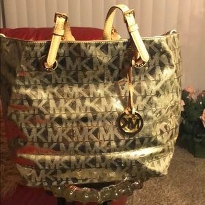 MK-MICHAEL KORS 🌺 (Dome)